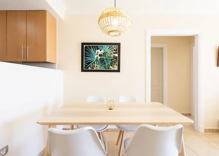 Home2book Stunning Sea Views El Poris 아파트 포리스 데 아보나