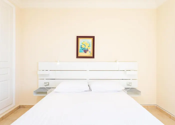 Home2book Stunning Sea Views El Poris *