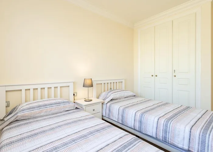 Апартаменты Home2book Stunning Sea Views El Poris