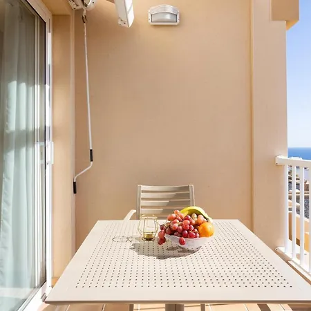 Home2book Stunning Sea Views El Poris Apartmán *