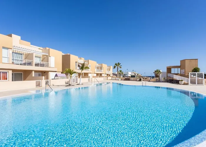 Home2book Stunning Sea Views El Poris شقة *