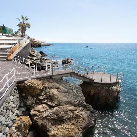 Home2book Stunning Sea Views El Poris 公寓