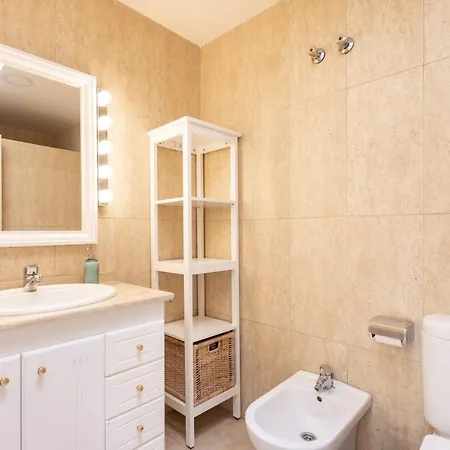Home2book Stunning Sea Views El Poris 公寓 波里斯-德阿沃纳